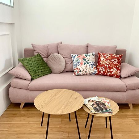 City Center Crown Apartment Belgrado Buitenkant foto
