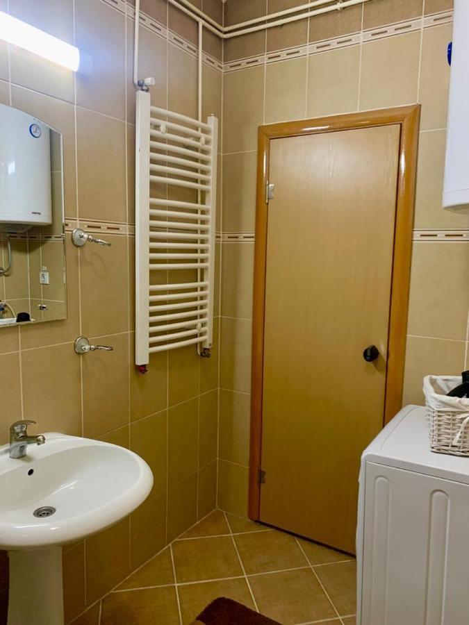 City Center Crown Apartment Belgrado Buitenkant foto