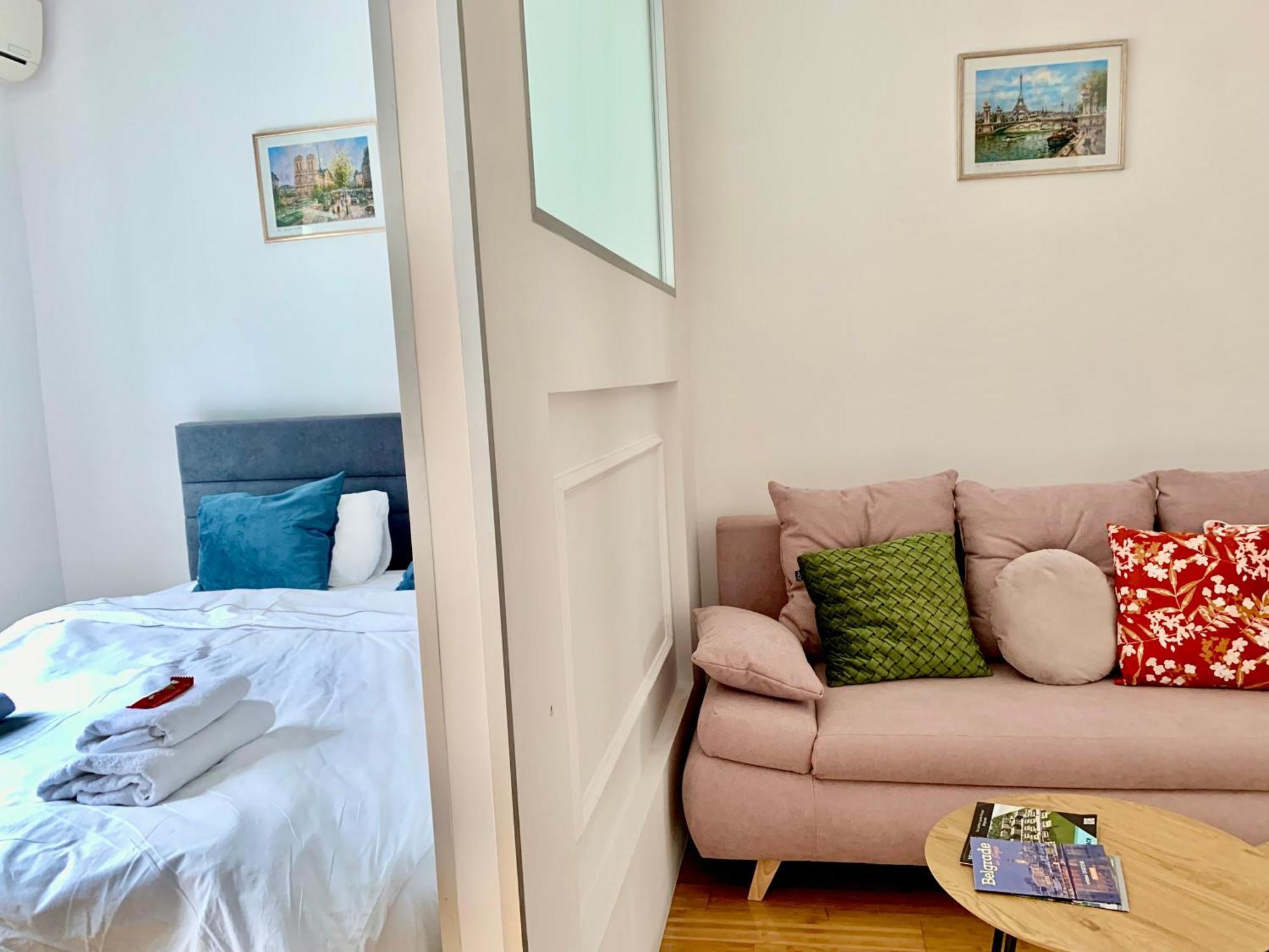 City Center Crown Apartment Belgrado Buitenkant foto
