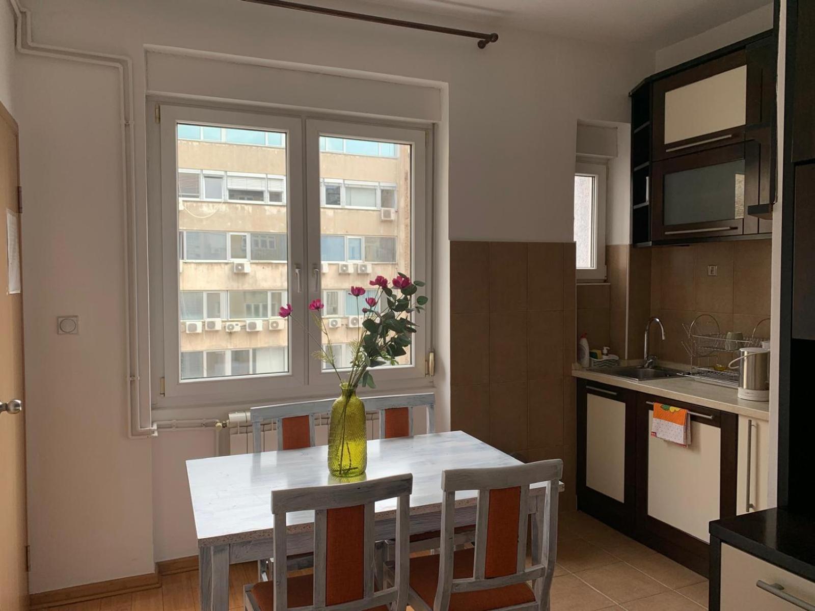 City Center Crown Apartment Belgrado Buitenkant foto